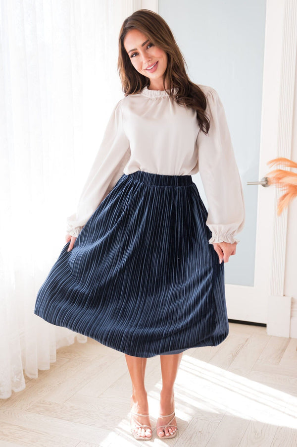 Velour pleated midi outlet skirt