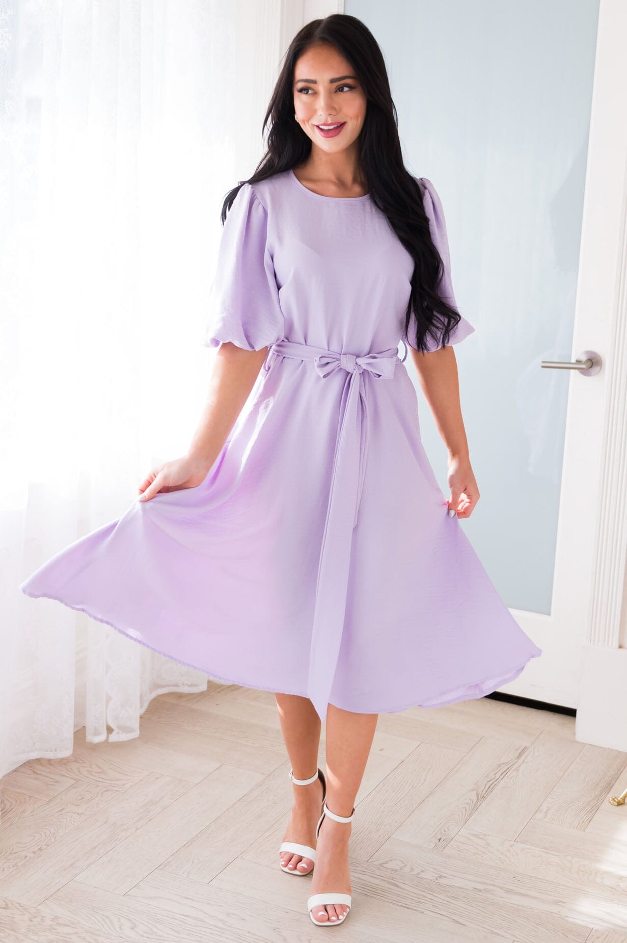 Elegant Knee-Length Lavender Bridesmaid Dresses