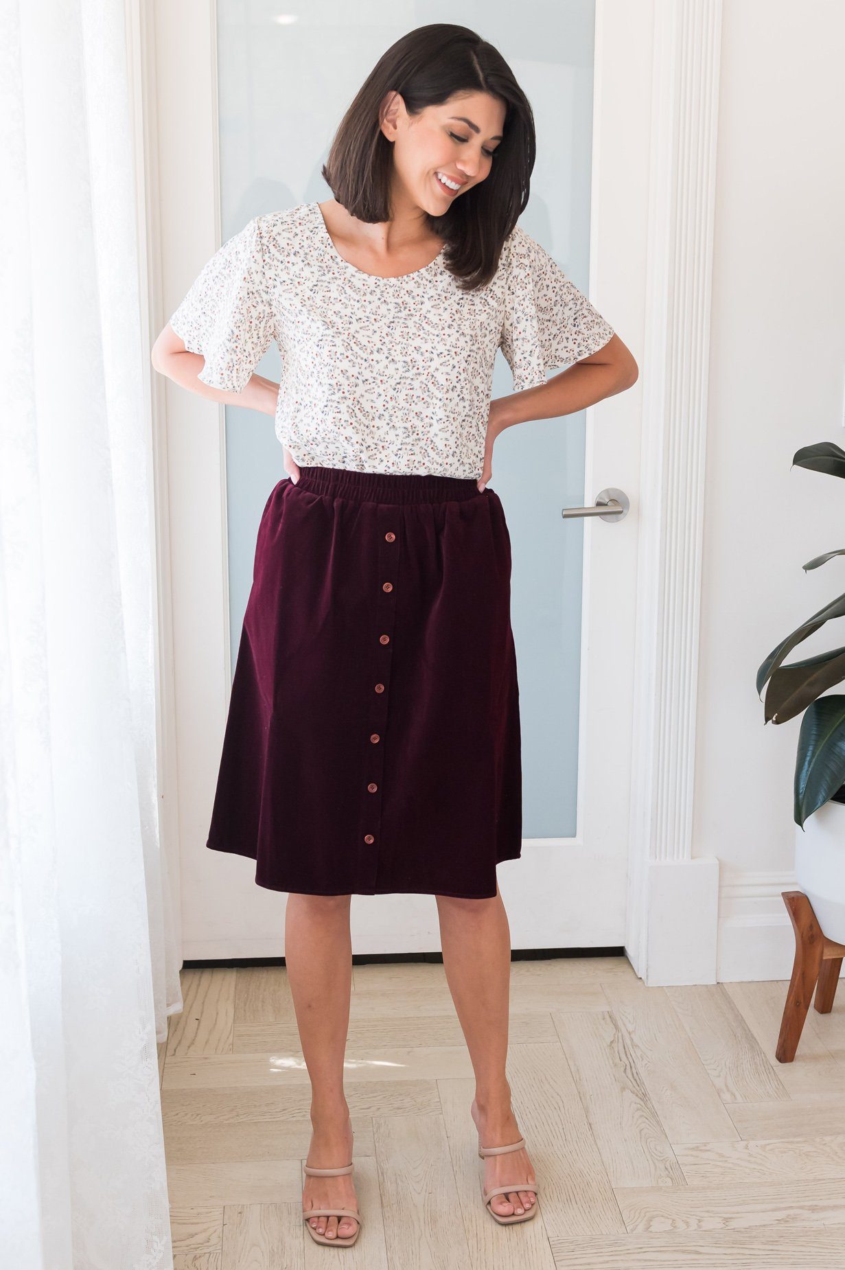 Modest sale corduroy skirt