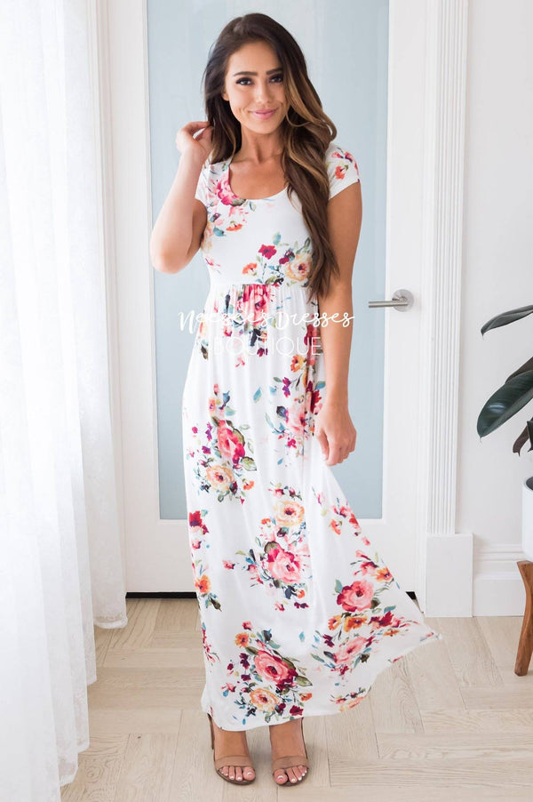 The Shelbi Modest Maxi Dress - NeeSee's Dresses